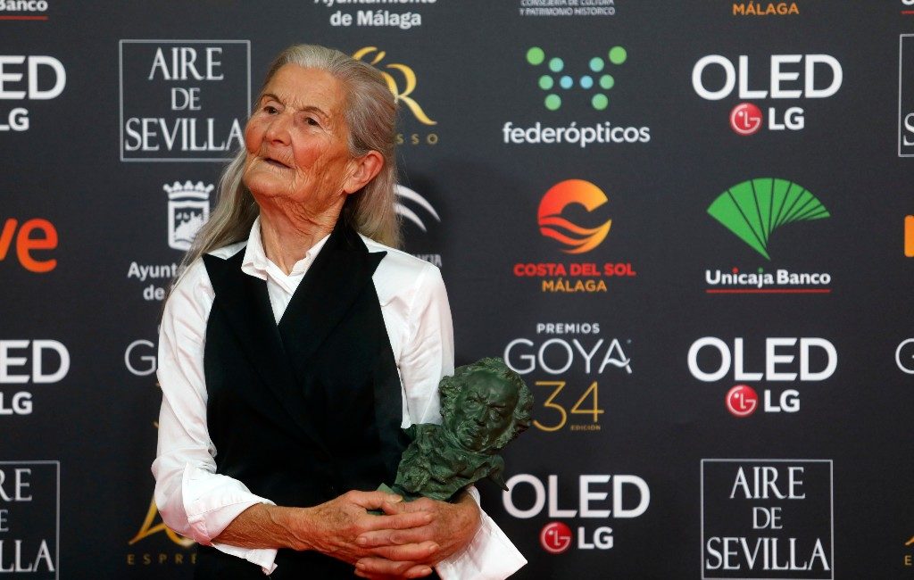 84-jarige onervaren actrice uit Galicië krijgt Goya filmprijs