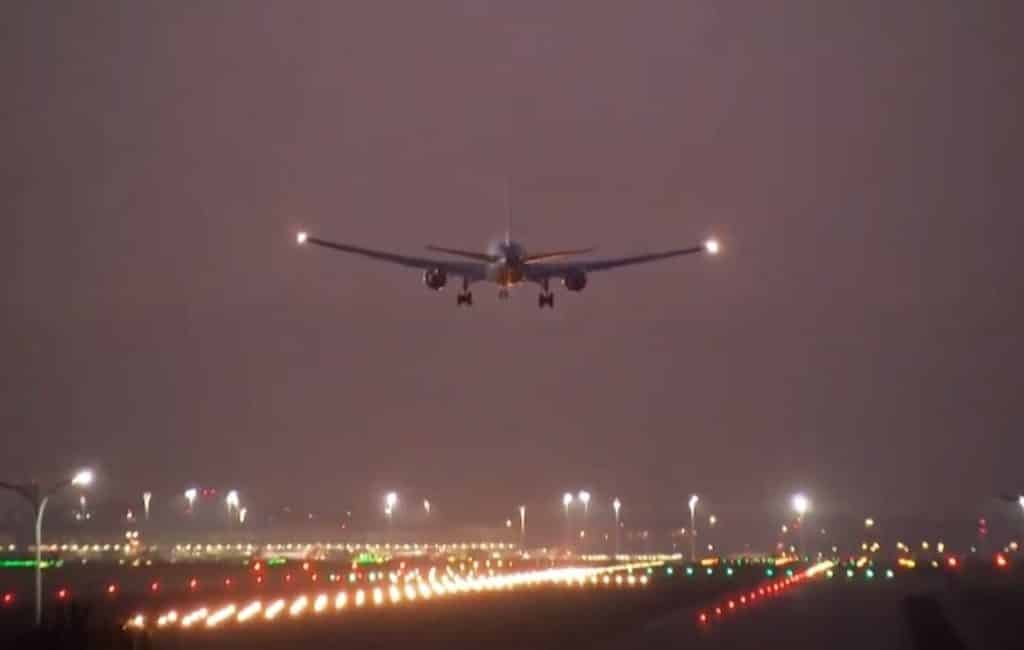 Canadees vliegtuig maakt succesvolle noodlanding vliegveld Madrid