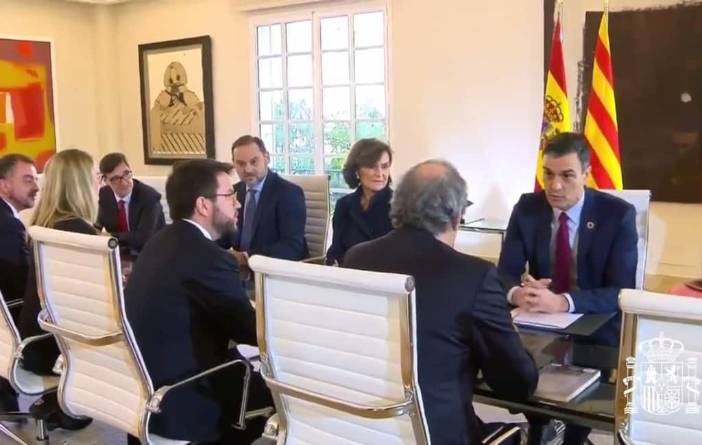 Spaanse regering en Catalaanse regioregering voeren dialoog