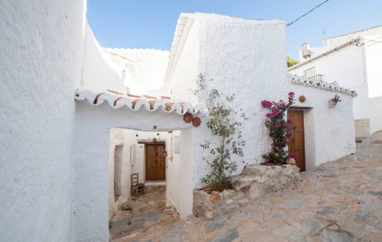 Witte Dorpen Andalusiƫ coronavirus-vrij dankzij witkalk