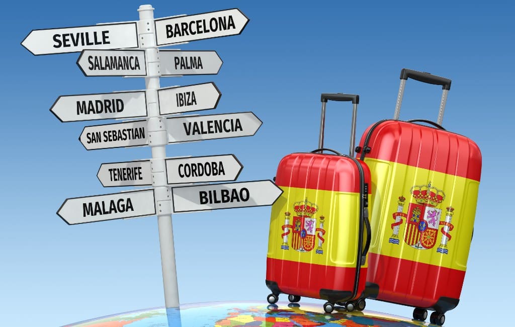Regering bestudeert uitgifte toeristen-vouchers voor reizen binnen Spanje