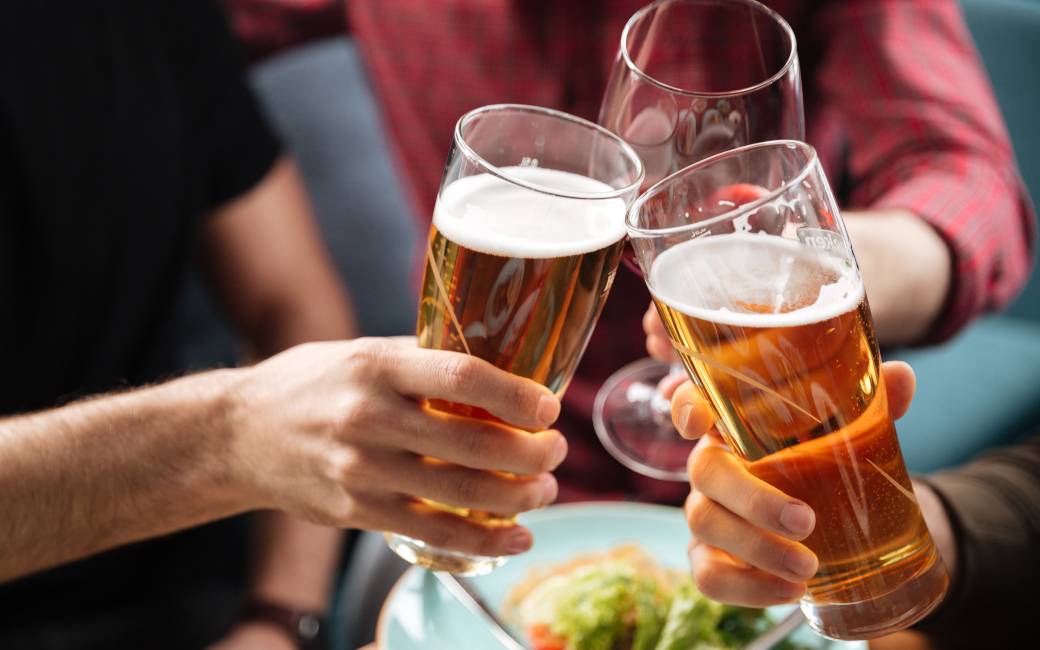Spanje is het tweede EU-land waar het vaakst regelmatig alcohol gedronken wordt