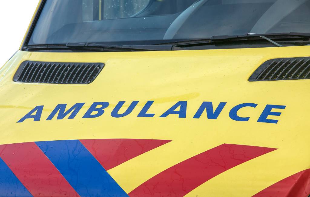 Spaanse vakantiegangers in Flevoland mishandelen ambulancepersoneel