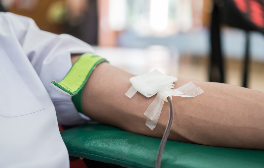 Gebrek aan bloed verplicht Spaanse regering om criteria bloeddonatie te versoepelen