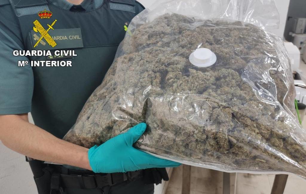 Zeven jaar gevangenis voor commandant Guardia Civil die Hasjiesj handelde in Granada