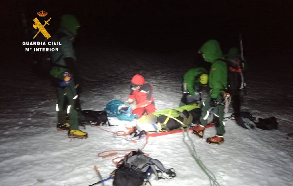 Gewonde klimmer gered van de Acherito-berg in Huesca bij 15 graden onder nul