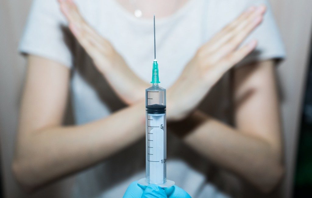 Vrouw hield kinderen verborgen in Portugal om corona-vaccinatie te vermijden