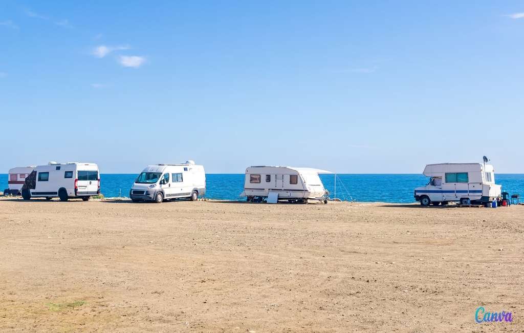Bewoners Costa de Almería hebben het helemaal gehad met de campertoeristen