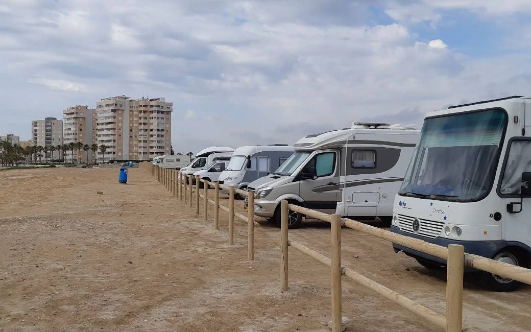 Gemeente Alicante bevestigt de nieuwe camperparkeerplaats bij Urbanova