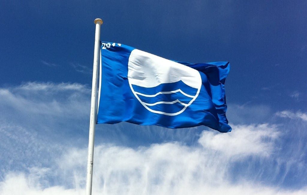 Provincie Alicante heeft de meeste blauwe vlaggen van Spanje maar Benidorm verliest een blauwe vlag