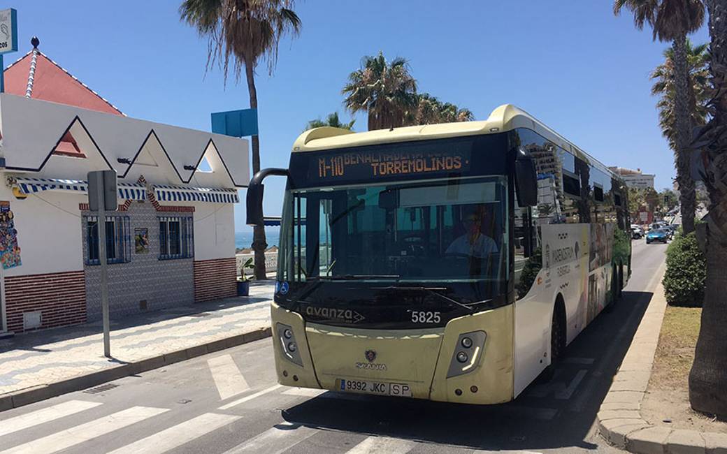 De Junta van Andalusië schakelt bussen naar zee in vanuit 70 verschillende dorpen