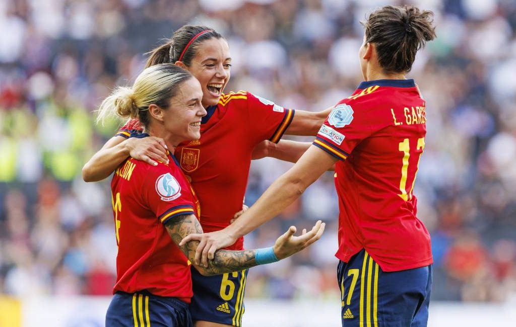 EK voetbal vrouwen 2022: Spanje na winst op Denemarken door naar kwartfinale