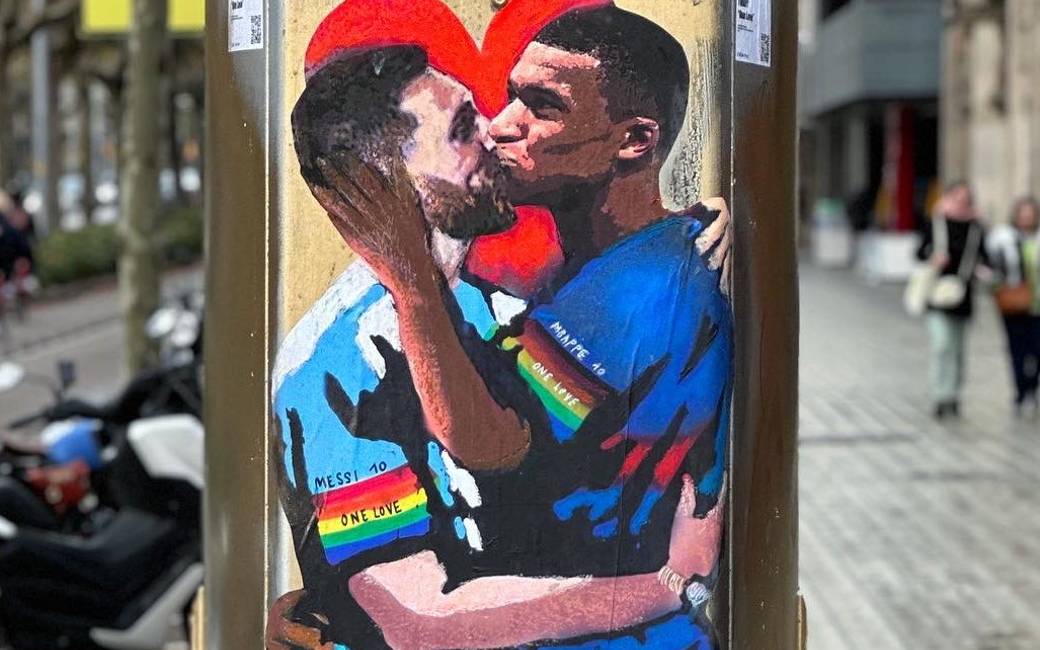 Nieuwe muurschildering in Barcelona van Messi en Mbappe met Nederlandse ‘one love’ band