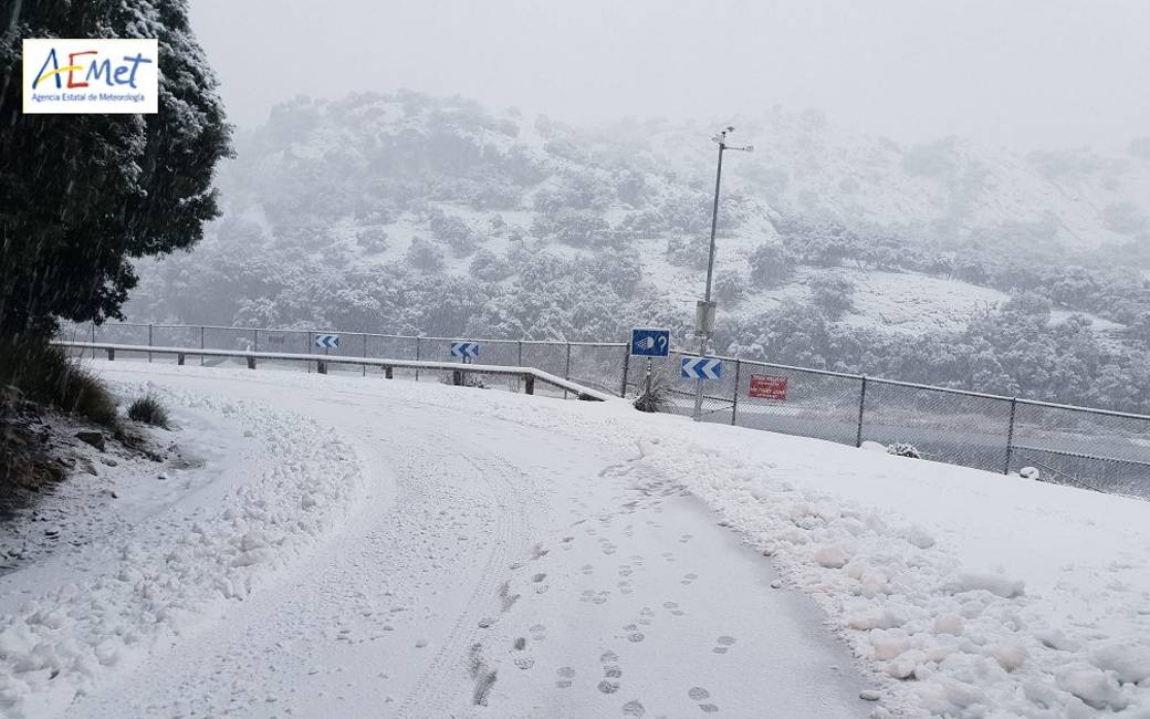 Tot 10 centimeter sneeuw en 37 afgesloten wegen op Mallorca