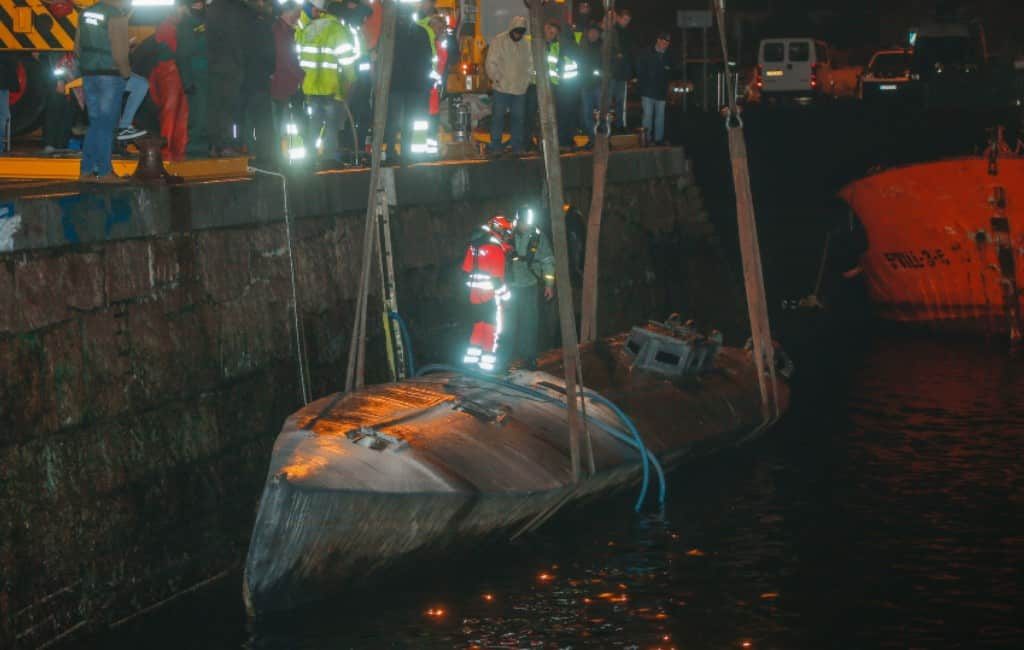 Verlaten narco-onderzeeër ontdekt in rivier in Galicië
