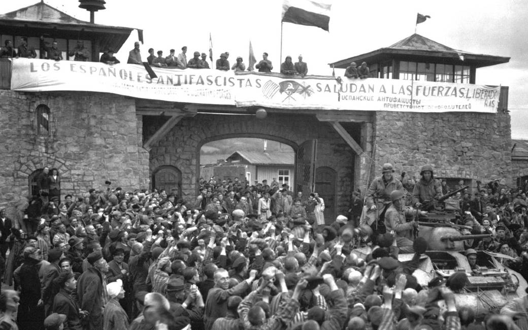 Dodenherdenking voor Spaanse slachtoffers van concentratiekamp Mauthausen