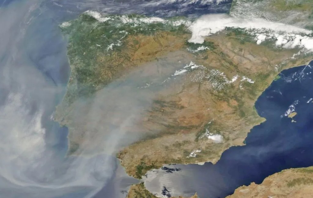 Rook van giga-bosbranden in Canada bereikt grote delen van Spanje