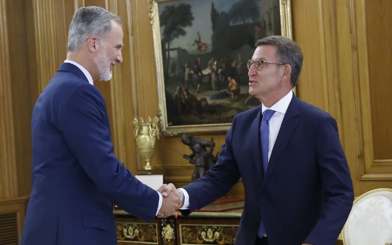 PP-partijleider door koning gevraagd om nieuwe regering te vormen in Spanje
