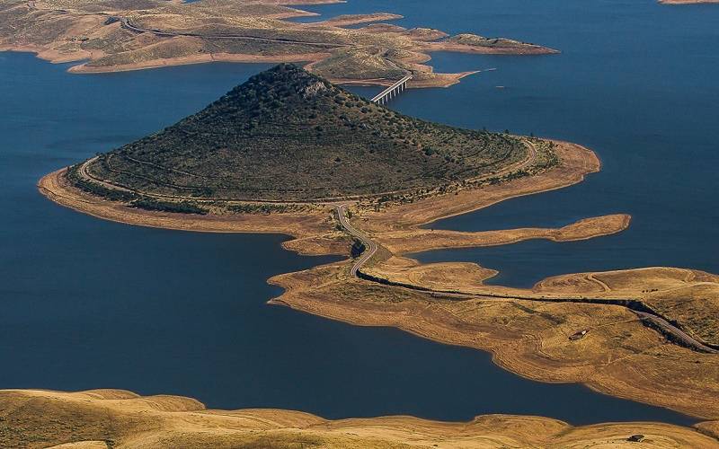 De grootste rotonde van Europa staat in Extremadura en is 1,3 km lang