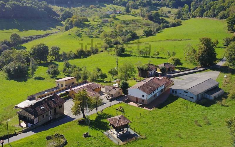 Compleet gerestaureerd (vakantie)dorp te koop in Asturië