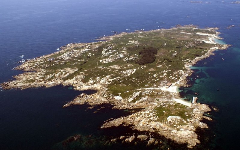 Het Spaanse eiland dat een Britse krant aanraadt om de stranden en piratenverhalen