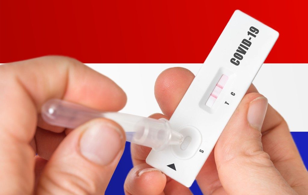 Nederland werkt aan vergoeding PCR-test voor reizigers in juli en augustus
