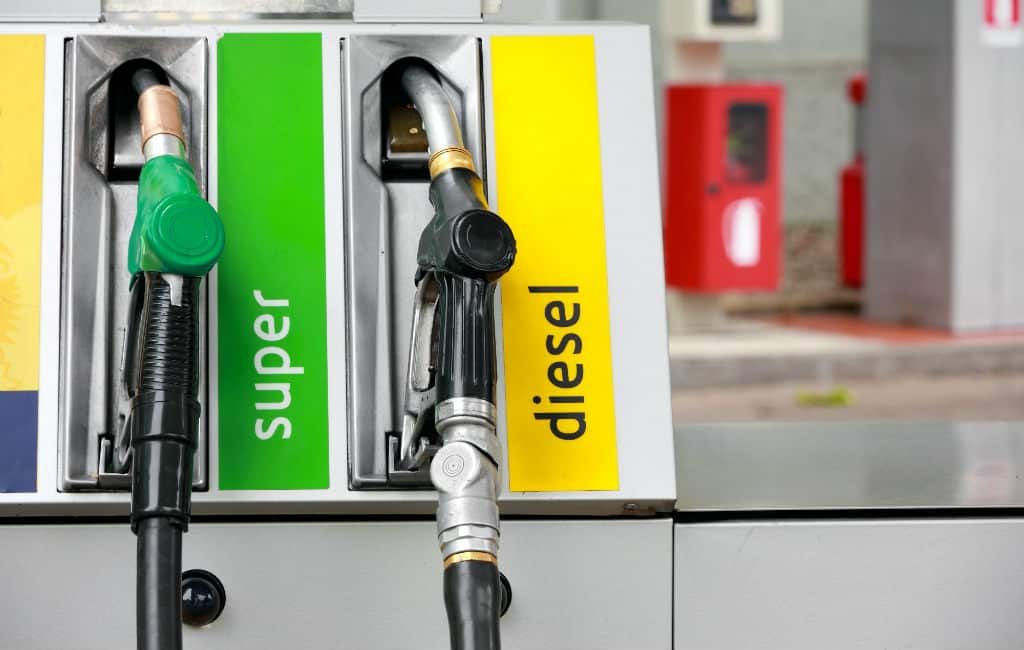 Diesel duurder dan benzine in 13 EU-landen maar (nog) niet in Spanje