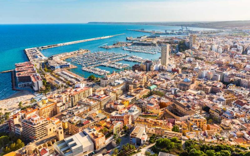 Bijna 23.000 inwoners meer in provincie Alicante dankzij buitenlanders
