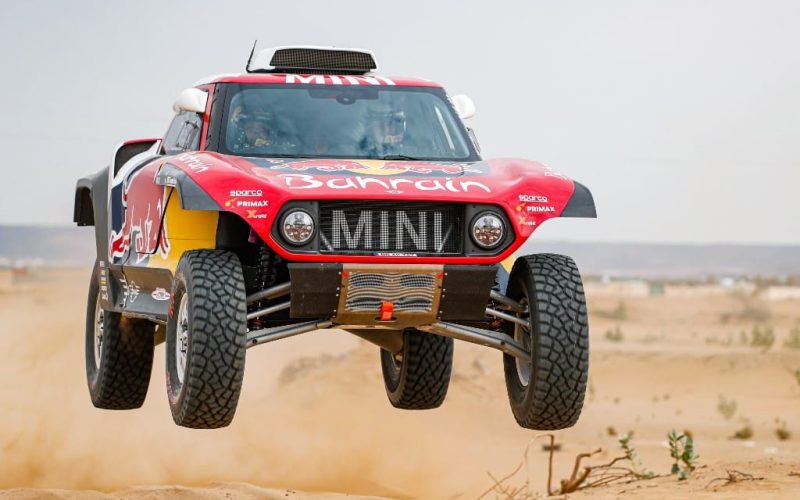 Spanjaard Carlos Sainz wint zijn derde Dakar Rally