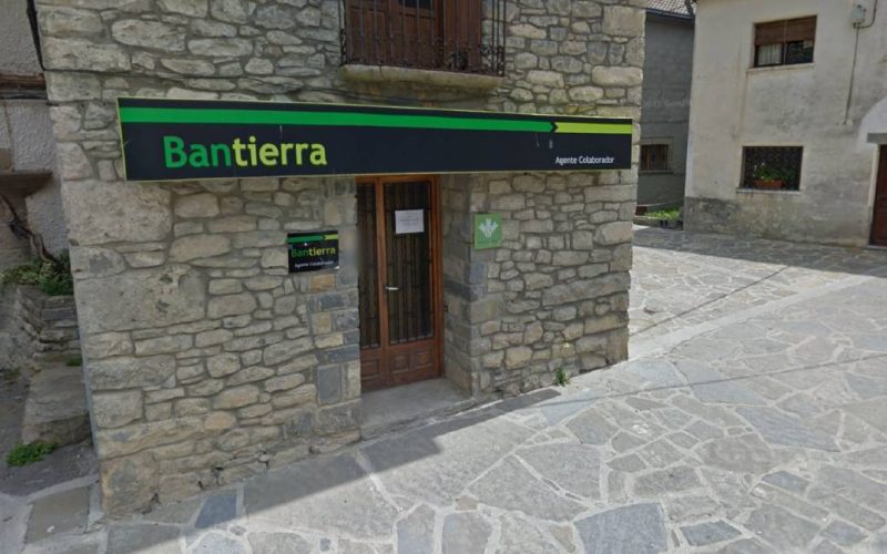Banken in kleine dorpen in Spanje moeten twee dagen per week persoonlijke aandacht bieden