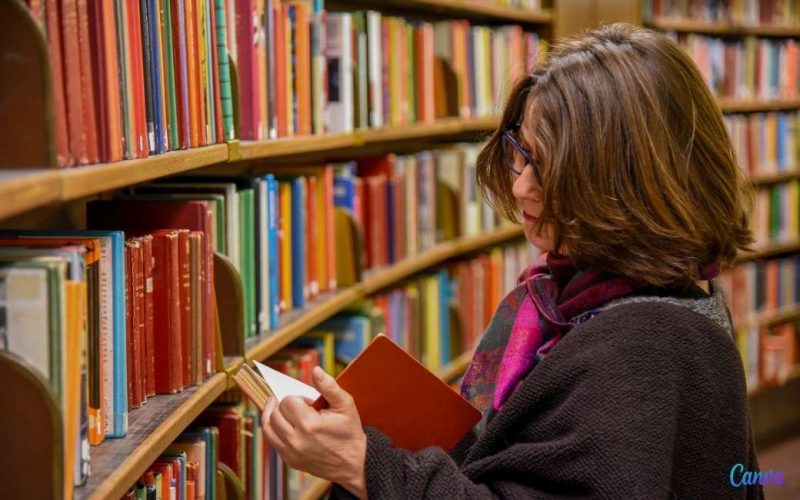 Eerste strikt vrouwelijke bibliotheek opent in Mallorca