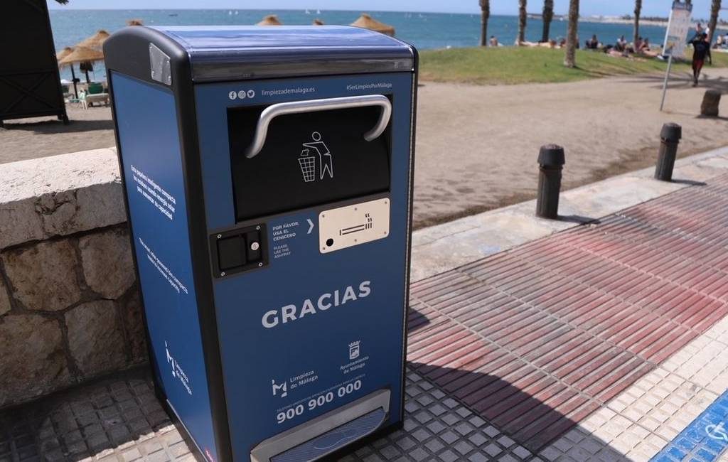 Málaga krijgt op zonne-energie werkende afvalcontainers