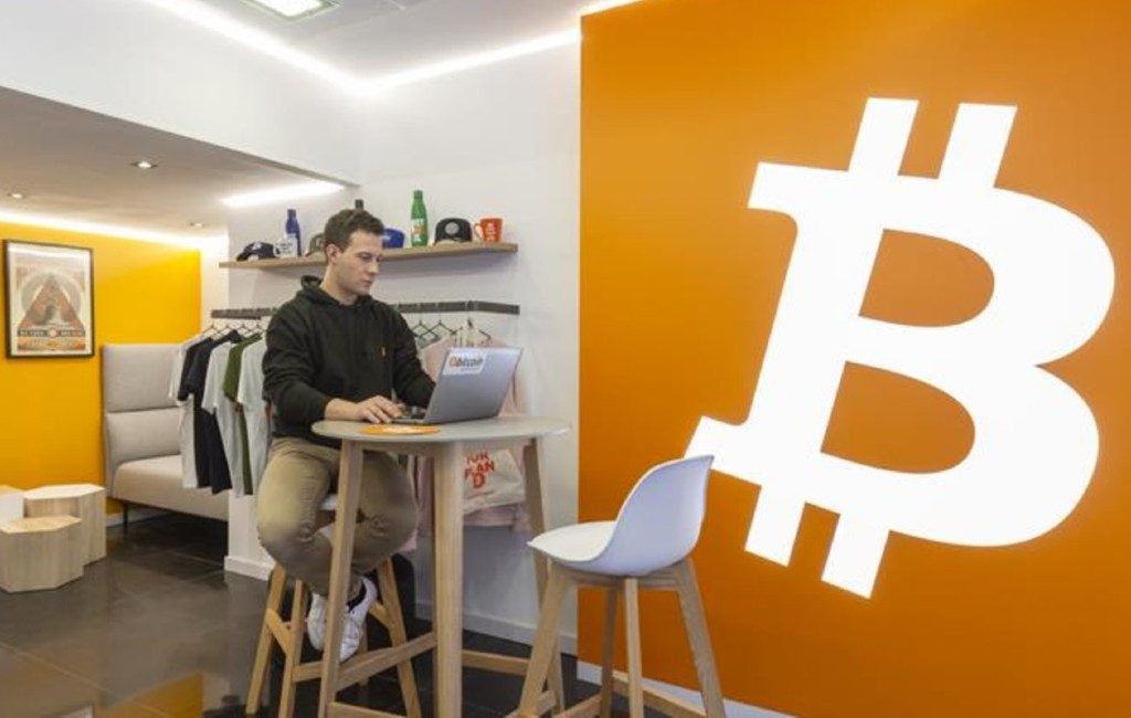 Eerste cryptogeld-winkel van Bitbase in Málaga en alweer 15e winkel in Spanje
