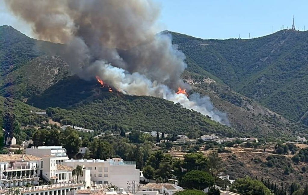 Meer dan 1.000 geëvacueerden aan de Costa del Sol vanwege grote bosbrand