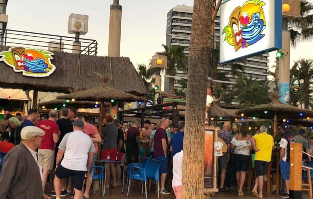 Tiki Beach Bar in Benidorm weer open met andere naam