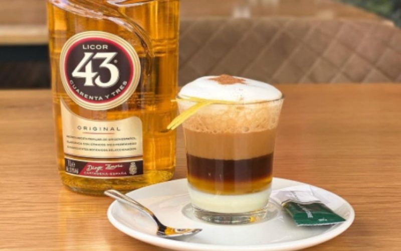 SpanjeRecept: Cafe Asiático, de bijzondere koffie uit Murcia met Licor 43