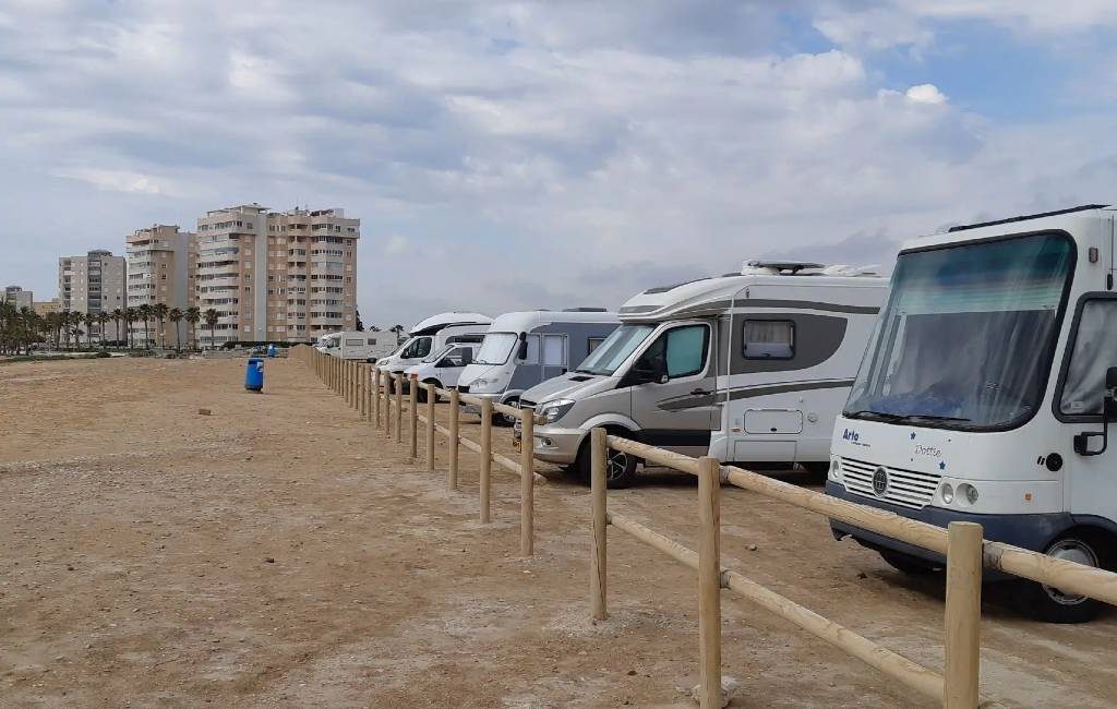Gemeente Alicante bevestigt de nieuwe camperparkeerplaats bij Urbanova