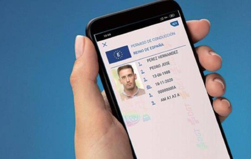 Binnenkort verkeersboetes zien en betalen via de miDGT smartphone app in Spanje