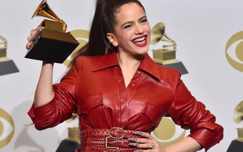 Rosalía zet flamenco op de internationale kaart na winnen Grammy