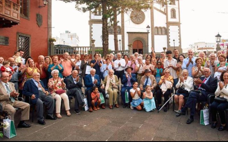 Twaalf broers en zussen op de Canarische Eilanden hebben samen de recordleeftijd van bijna 1.059 jaar