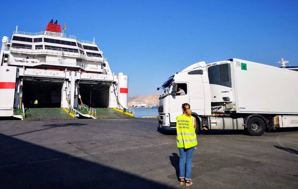 Ferry's varen weer tussen Marokko en Spanje na bezoek Spaanse premier aan Mohammed VI
