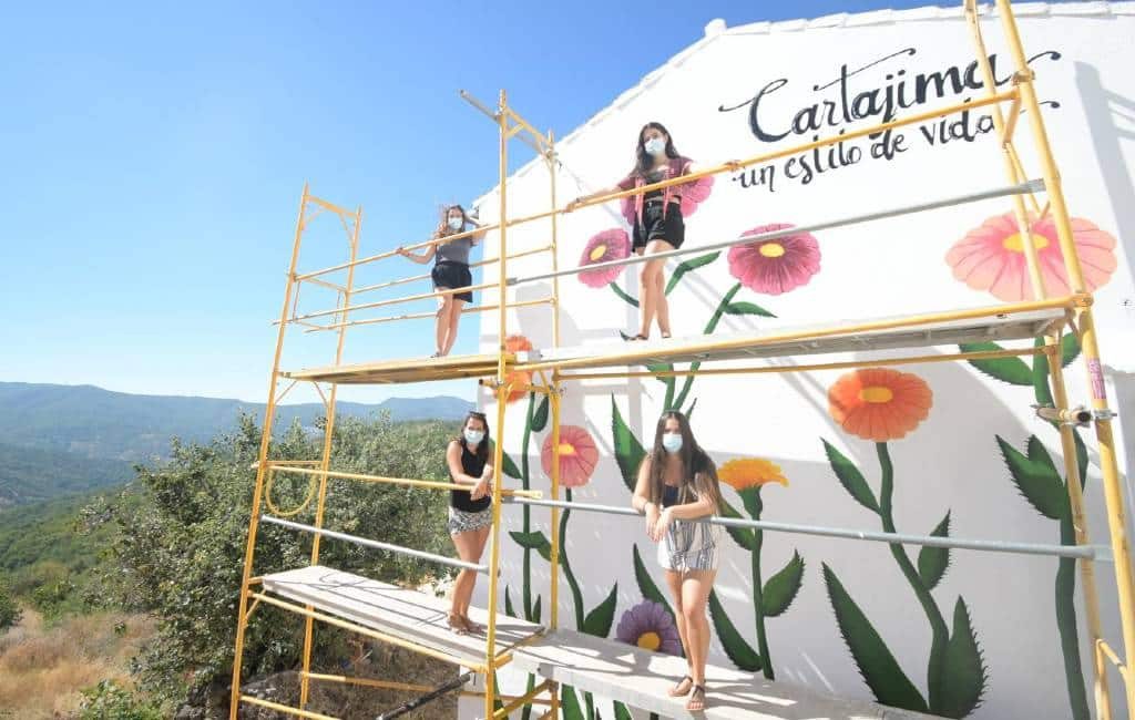 Cartajima (Málaga) vindt zichzelf opnieuw uit met originele muurschilderingen