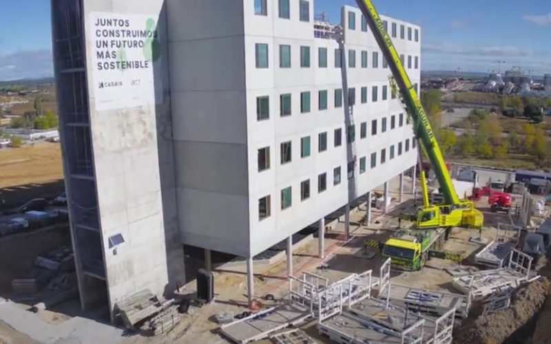 In slechts 14 dagen werd dit hotel in Madrid gebouwd (video)