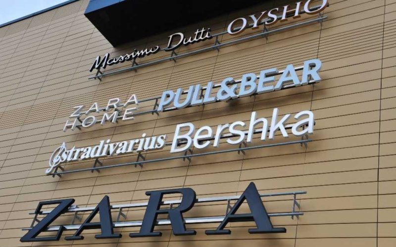 Het Spaanse Inditex sluit alle 502 winkels waaronder 86 Zara’s in Rusland