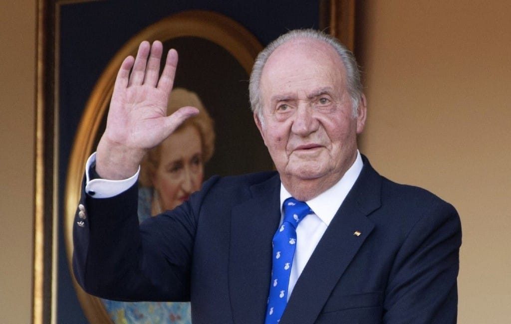 Oud-koning Juan Carlos besluit Spanje te verlaten