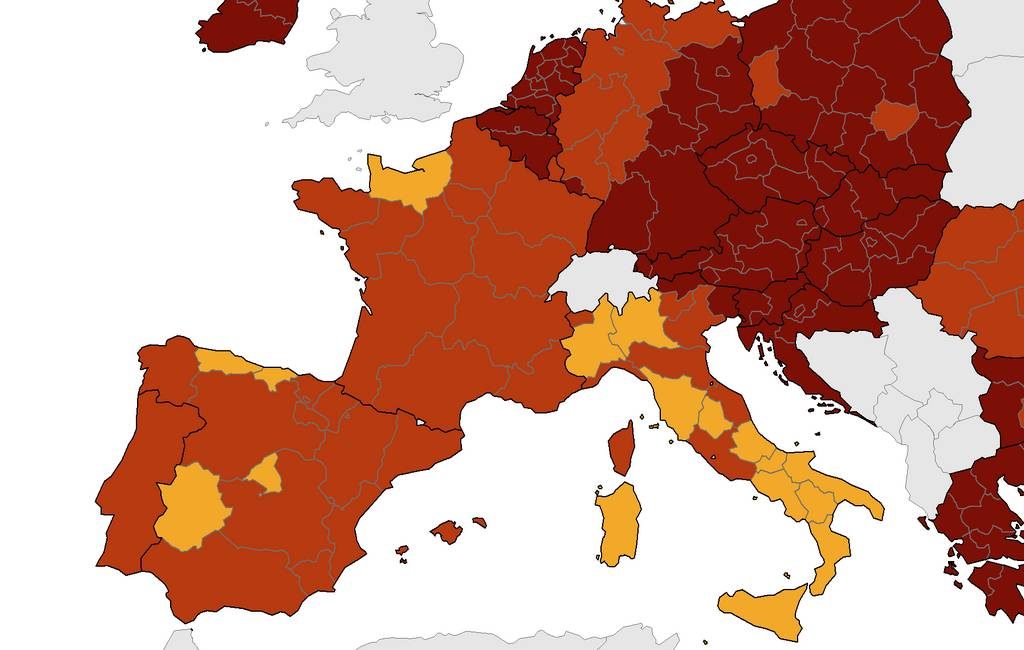 Corona-kaart Europees Centrum voor ziektepreventie met Spanje in het LICHTROOD en ORANJE (26 nov)