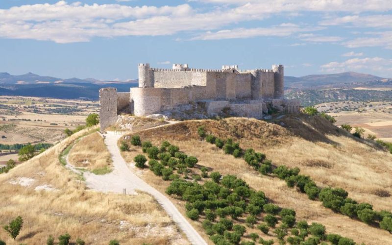 Ontdek het betoverende kasteel van El Cid in Castilla-La Mancha