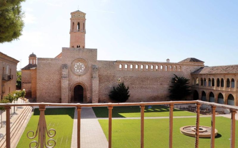 Slapen in kastelen, paleizen en kloosters in de speciale Hospederías in Aragón