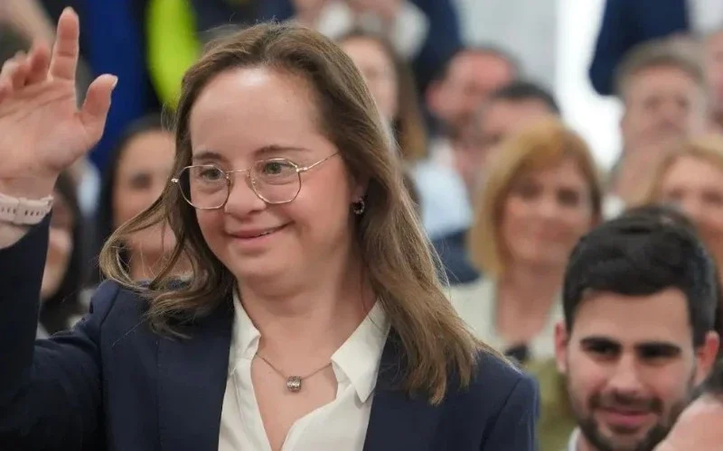 Spanje heeft de primeur met eerste vrouwelijke afgevaardigde met het Downsyndroom in Valencia