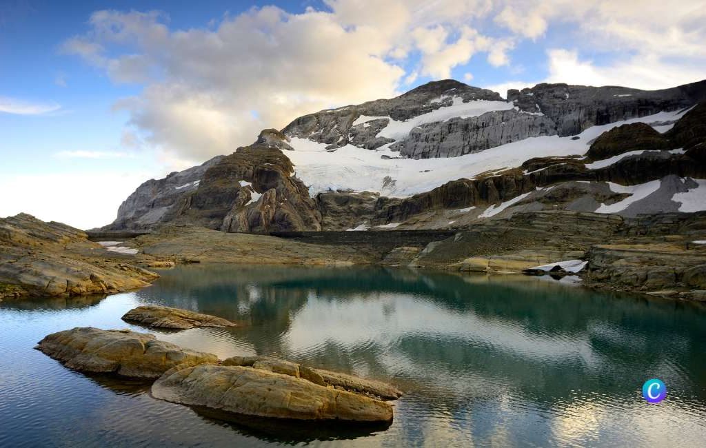 DNA-analyse van menselijke resten in Monte Perdido gletsjer brengen geen uitsluitsel